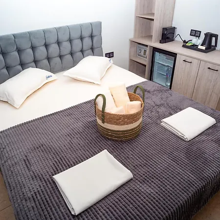 Salena Hotel
