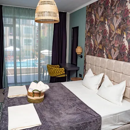 Salena ホテル プリモルスコ